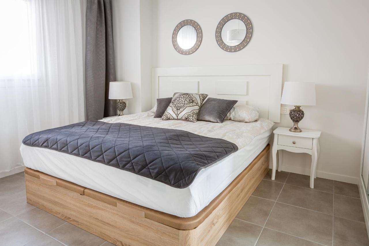 Sunny Apartment In Denia With Outdoor Swimming Pool And Garage Parking Place Included, 300M From The Sandy Beach Exteriér fotografie