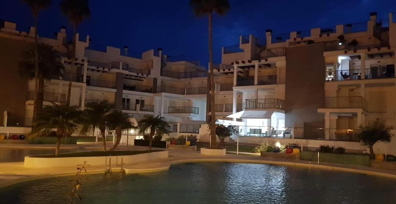 Sunny Apartment In Denia With Outdoor Swimming Pool And Garage Parking Place Included, 300M From The Sandy Beach Exteriér fotografie